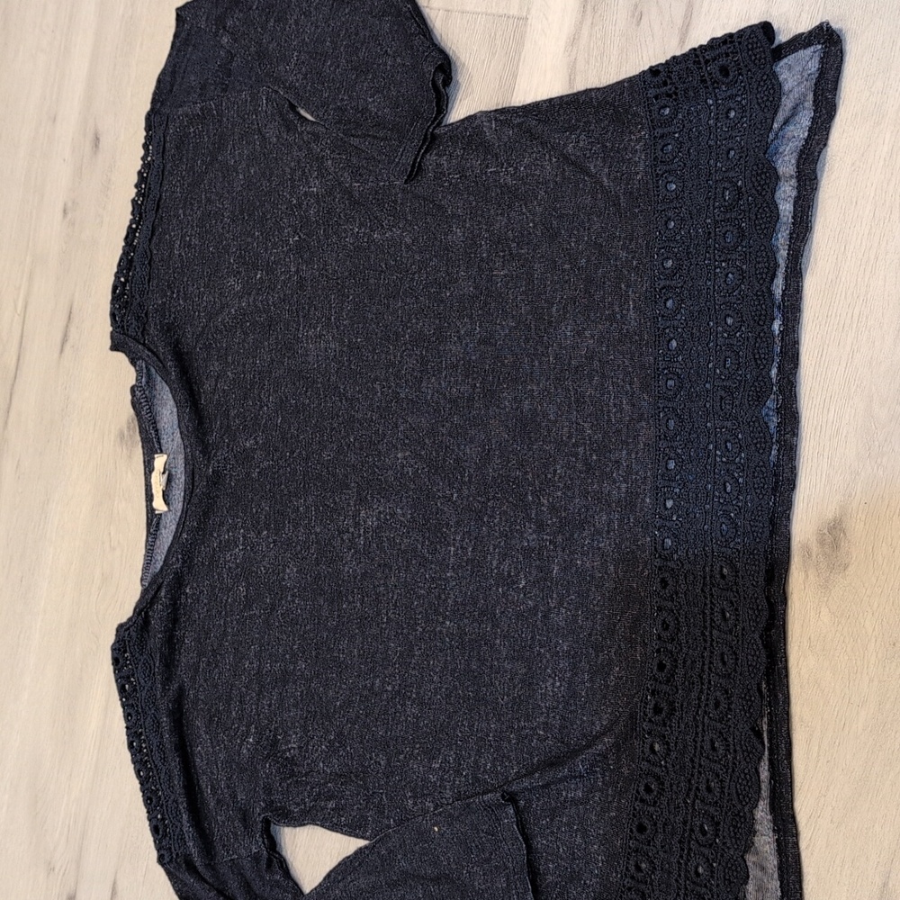 Woman's ambra maternity size large shirt